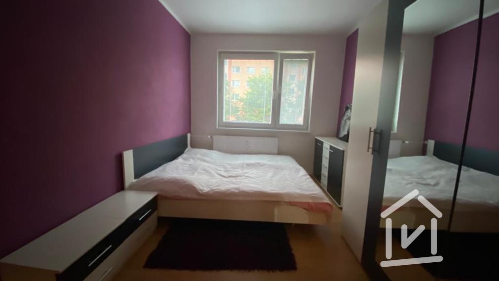 Predané: Priestranný 3-izbový byt, Necpaly, Prievidza