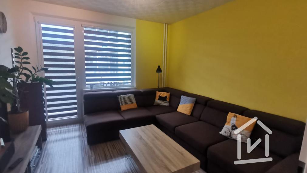 PREDANÉ - Moderný zrekonštruovaný 3-izbový byt, Handlová, 76 m2