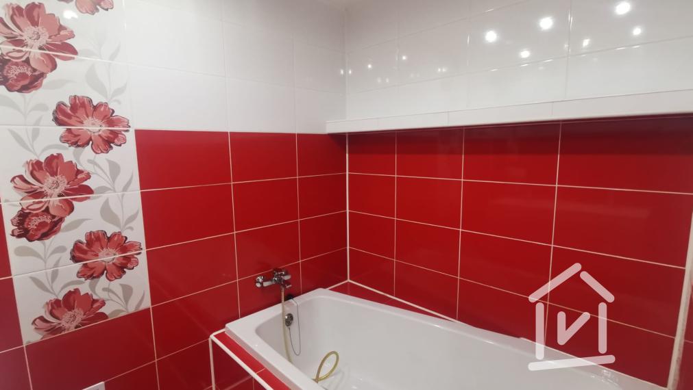 PREDANÉ - Moderný zrekonštruovaný 3-izbový byt, Handlová, 76 m2