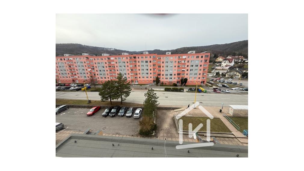 PREDANÉ - 3-izbový byt v Kanianke