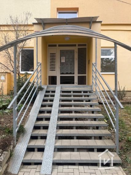 PREDANÉ - 3-izbový byt v Kanianke