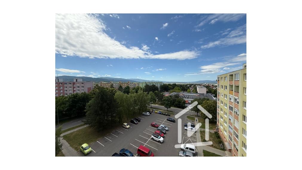 PRENAJATÉ 3-izbový zariadený byt, sídlisko Sever / Prievidza