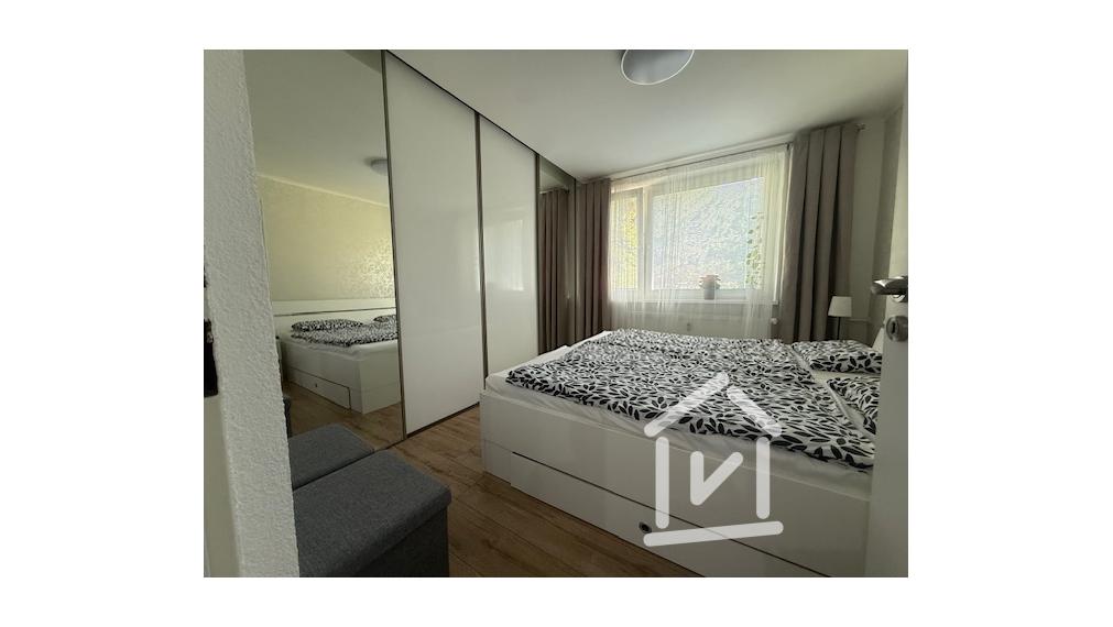 PRENAJATÝ - Krásny 3-izbový zariadený byt na prenájom, sídlisko Žabník / Prievidza