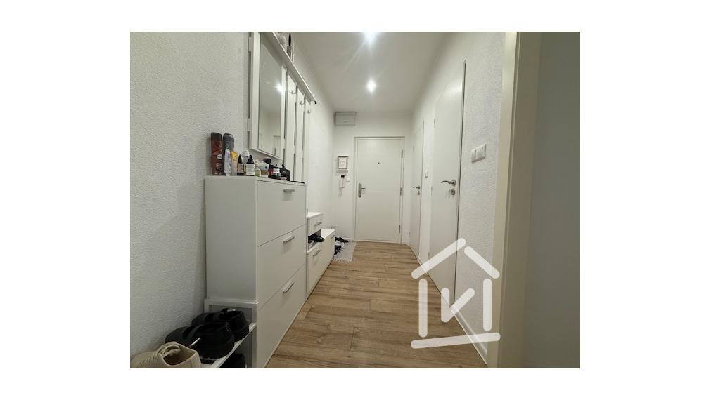 PRENAJATÝ - Krásny 3-izbový zariadený byt na prenájom, sídlisko Žabník / Prievidza