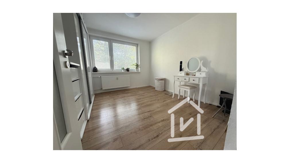 PRENAJATÝ - Krásny 3-izbový zariadený byt na prenájom, sídlisko Žabník / Prievidza