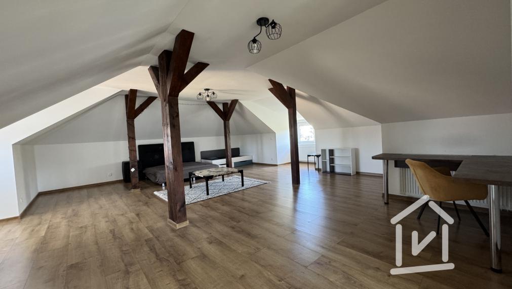 Veľký 4-izbový rodinný dom s bazénom, Krásno - Partizánske