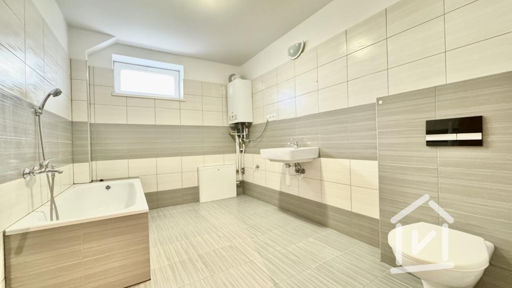 Predaj 4 izbový byt s veľkorysou terasou, obec Prašice