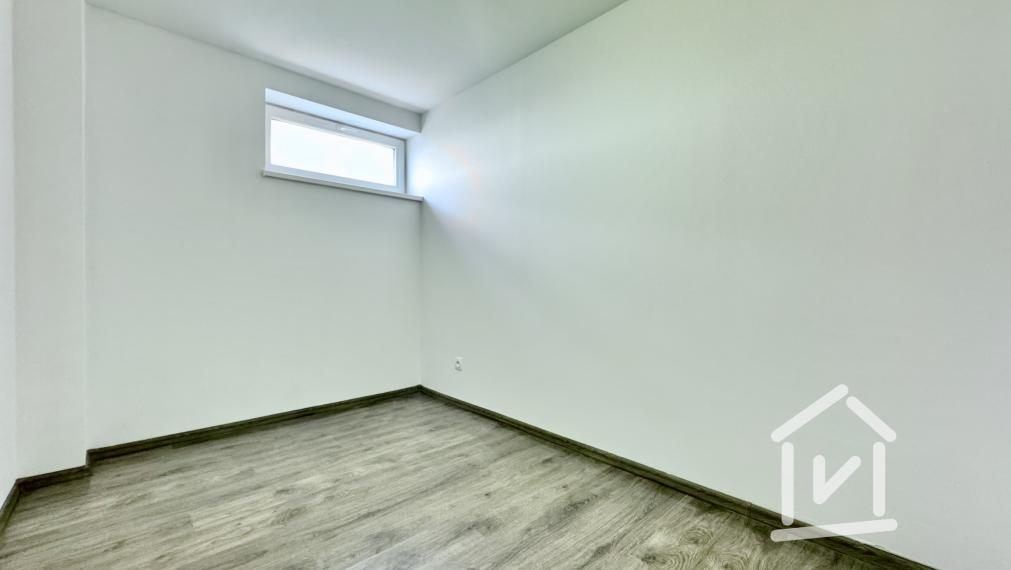 Predaj 4 izbový byt s veľkorysou terasou, obec Prašice