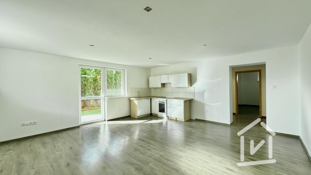 Predaj 4 izbový byt s veľkorysou terasou, obec Prašice