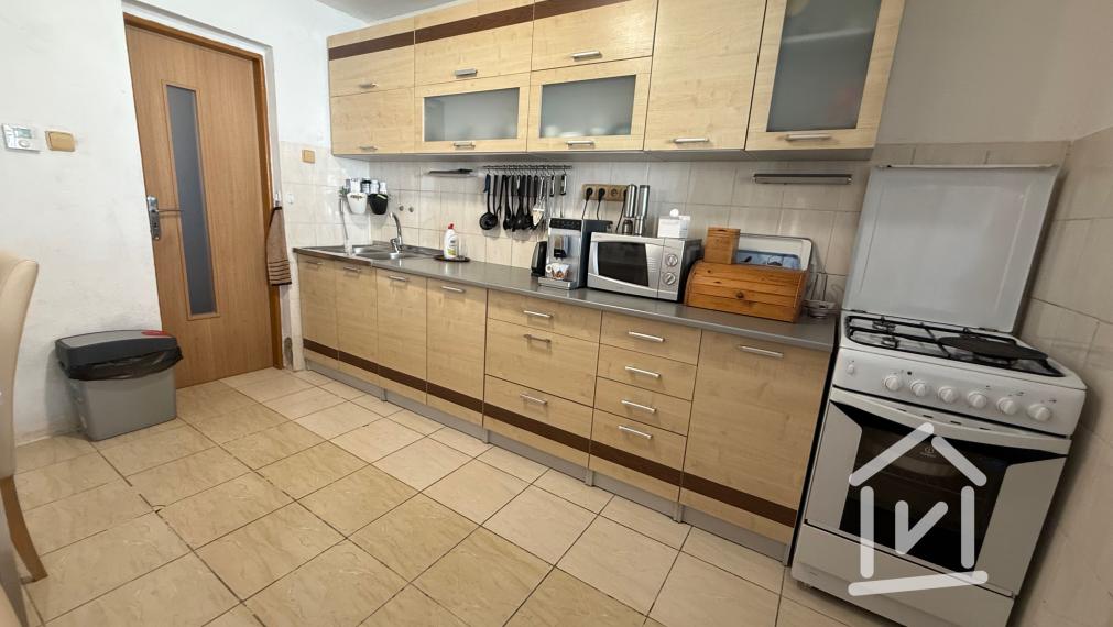 REZERVOVANÉ - Predaj 2 generačného domu s veľkým potenciálom