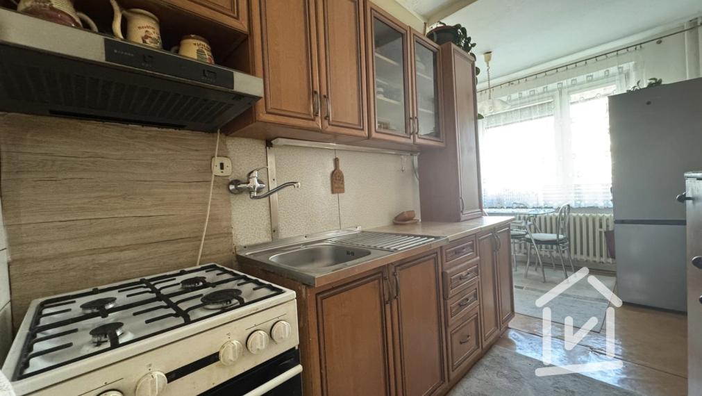 REZERVOVANÉ_ Výnimočný 2,5 izbový byt v pôvodnom stave Prievidza, Nábr. Sv. Cyrila