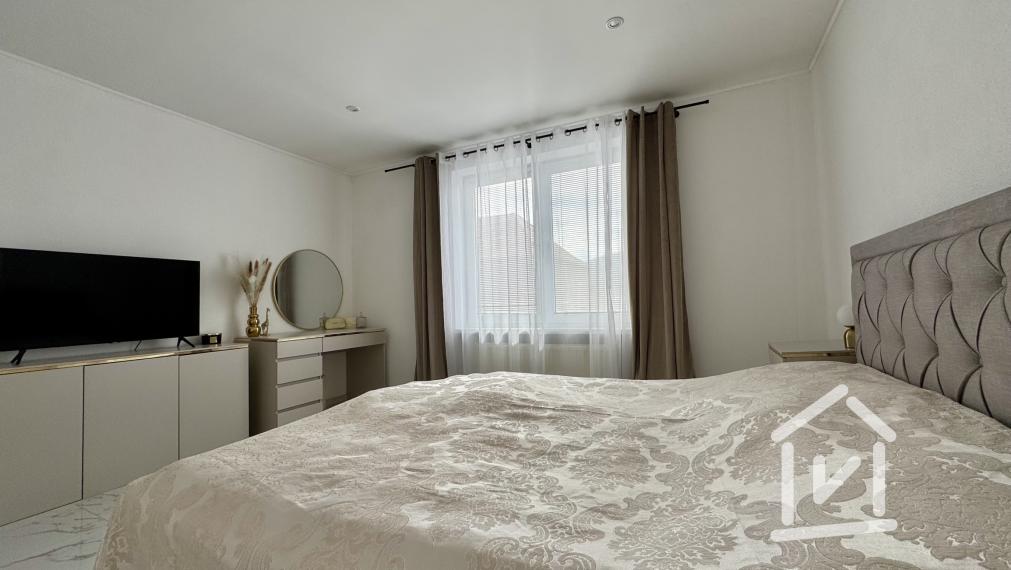 4 izbový rodinný dom s garážou v centre mesta, Partizánske