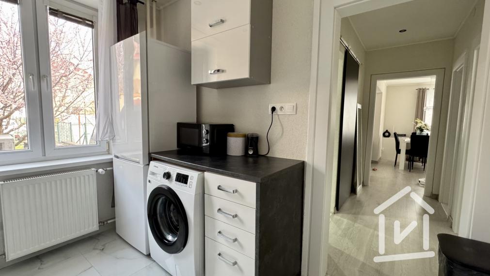 4 izbový rodinný dom s garážou v centre mesta, Partizánske