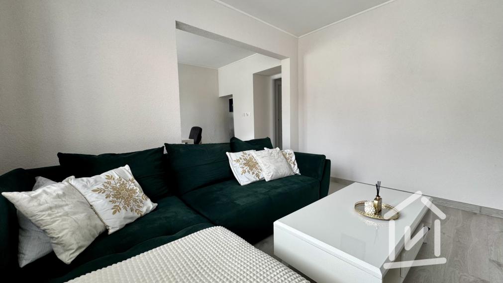 4 izbový rodinný dom s garážou v centre mesta, Partizánske