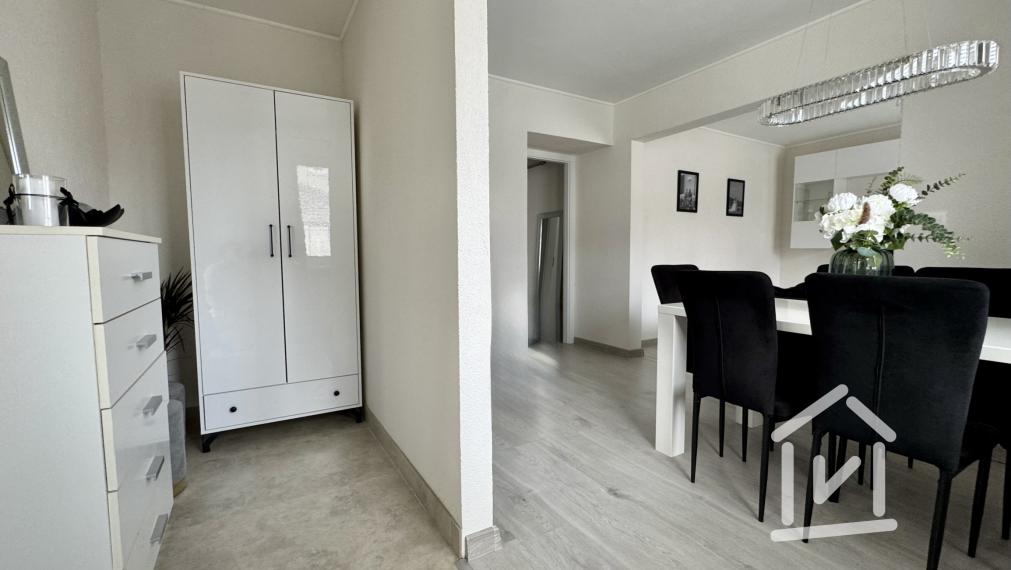 4 izbový rodinný dom s garážou v centre mesta, Partizánske