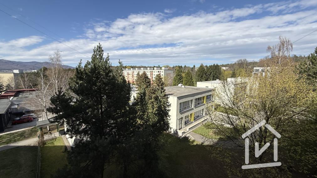 3 - izbový byt na predaj vo vyhľadávanej lokalite sídliska Sever, ul. Karasiny