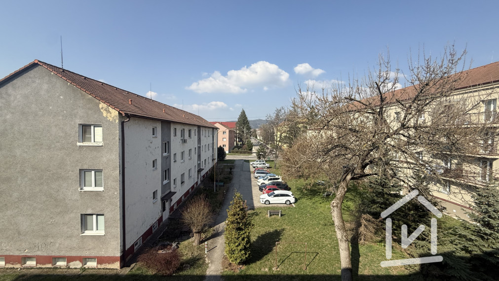 Prenájom 2-izbový zariadený byt Staré sídlisko, ul. Krajná, Prievidza