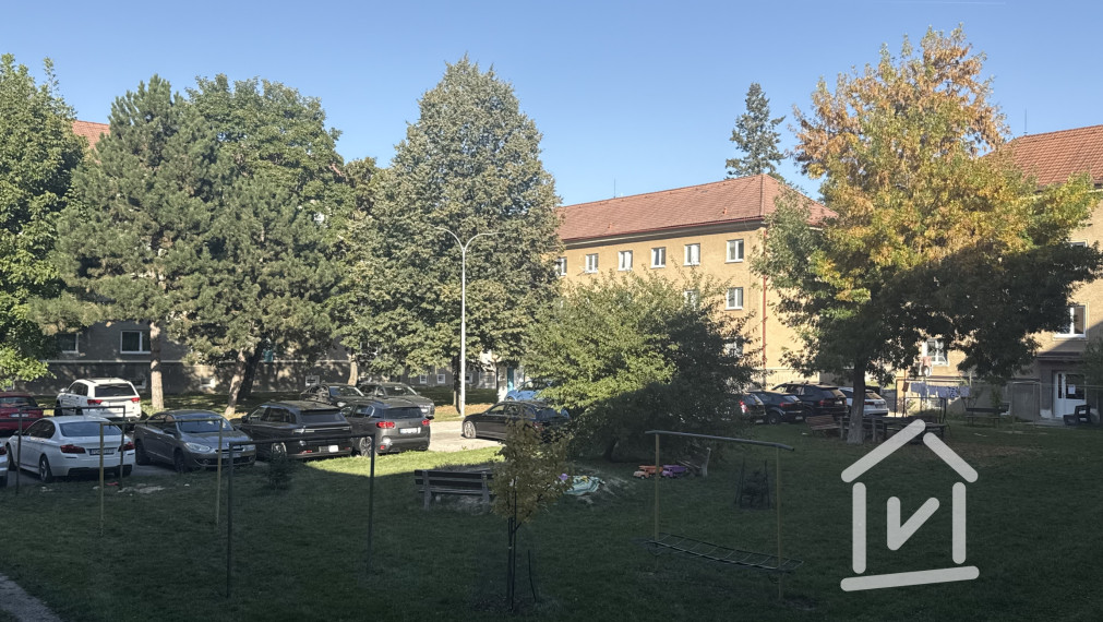 REZERVOVANÉ: 3-izbový kompletne zrekonštruovaný byt na Starom sídlisku v Prievidzi