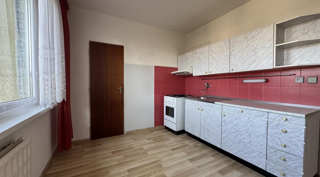 Veľkometrážny 3-izbový byt s balkónom, Partizánske