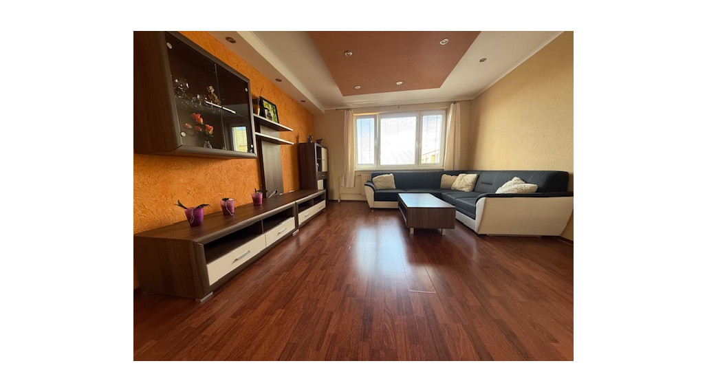 PRENAJATÉ 3-izbový zariadený byt, sídlisko Sever / Prievidza