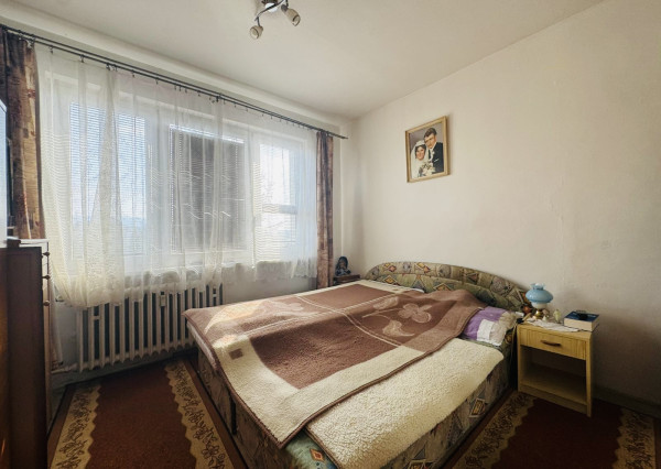 REZERVOVANÉ_ Výnimočný 2,5 izbový byt v pôvodnom stave Prievidza, Nábr. Sv. Cyrila